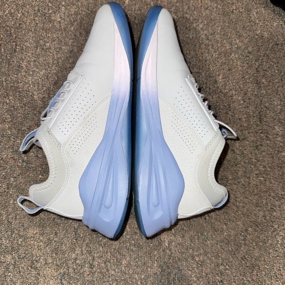 CLOVE Core Classic Sneaker In Grey Matter Size 9 - Picture 5 of 7